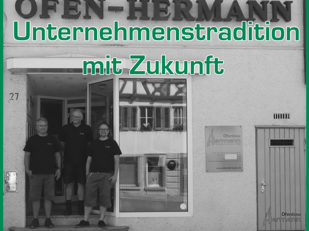 Das Team von Ofen Hermann vor dem traditionsreichen Unternehmensgebäude in Marbach am Neckar. Beschriftet ist das Bild mit dem Titel Unternehmenstradition mit Zukunft. Das Bild ist in schwarz-weiß gehalten.